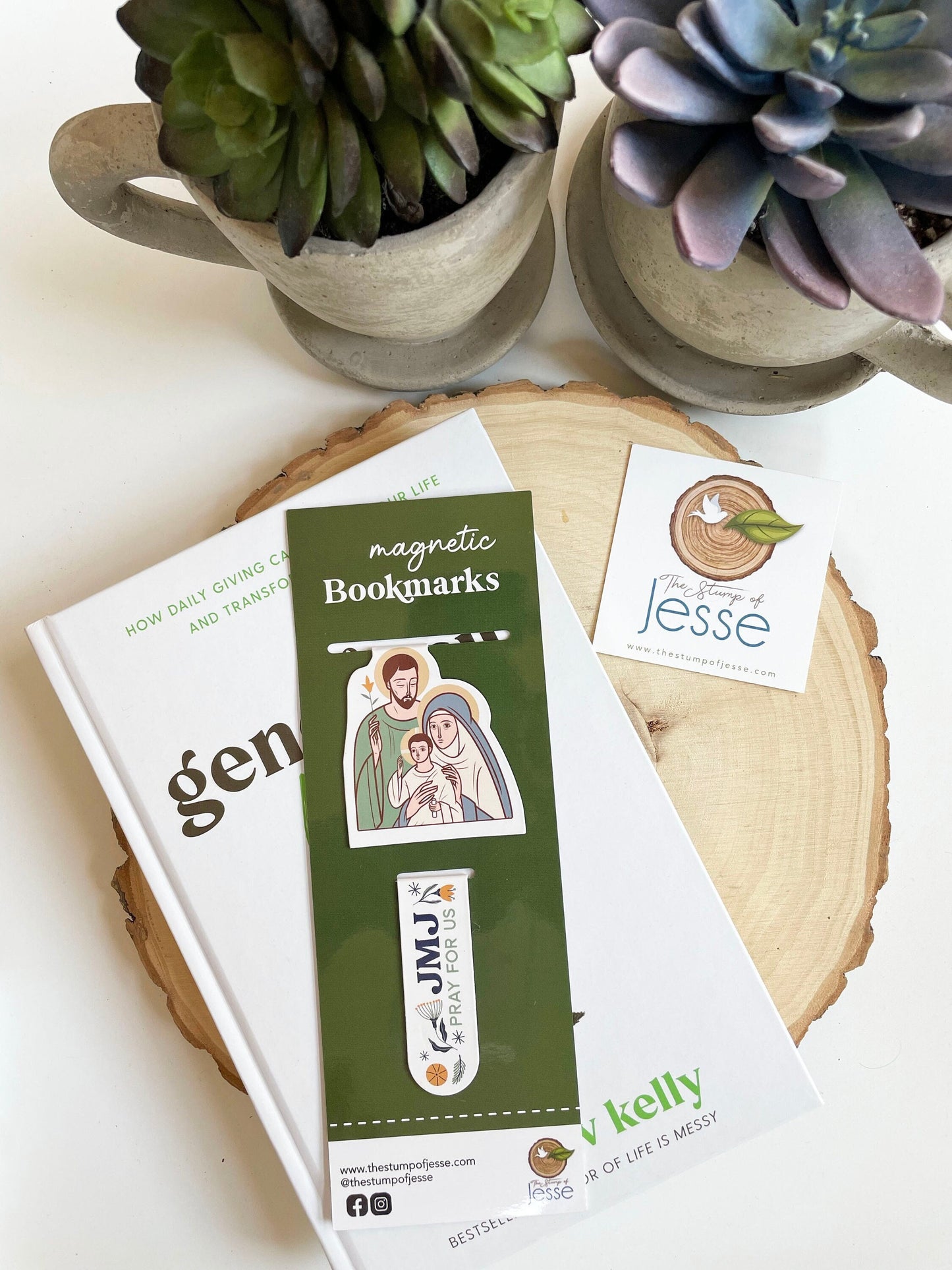 The Holy Family Magnetic Bookmarks | Set of 2 | Jesus, Mary and Joseph Pray for us | Catholic bookmarks | Catholic gift