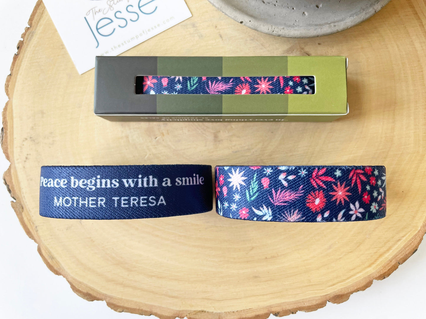 Mother Teresa | Reversible Elastic Bracelet