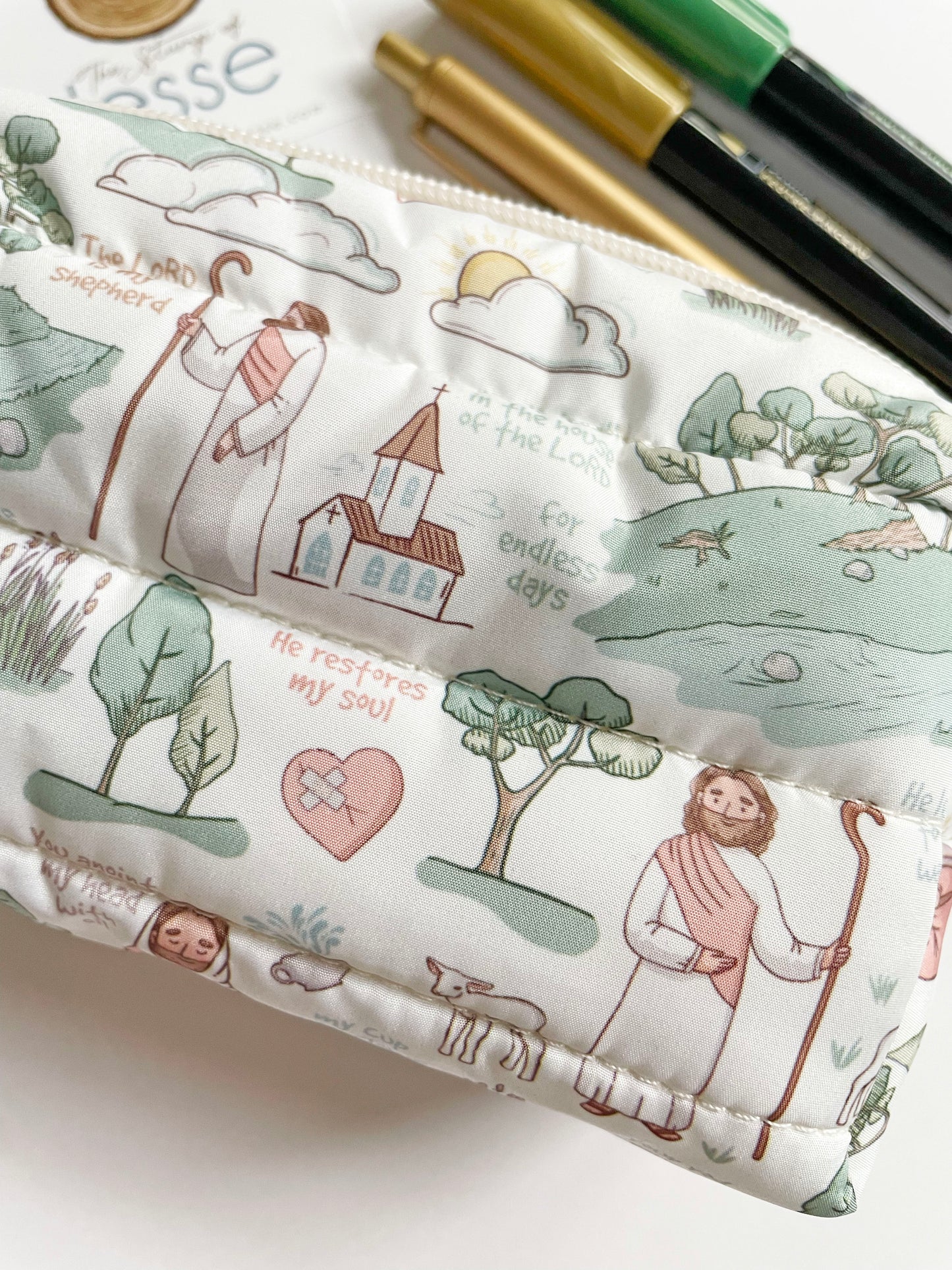 The Good Shepherd light beige  puffer pouch