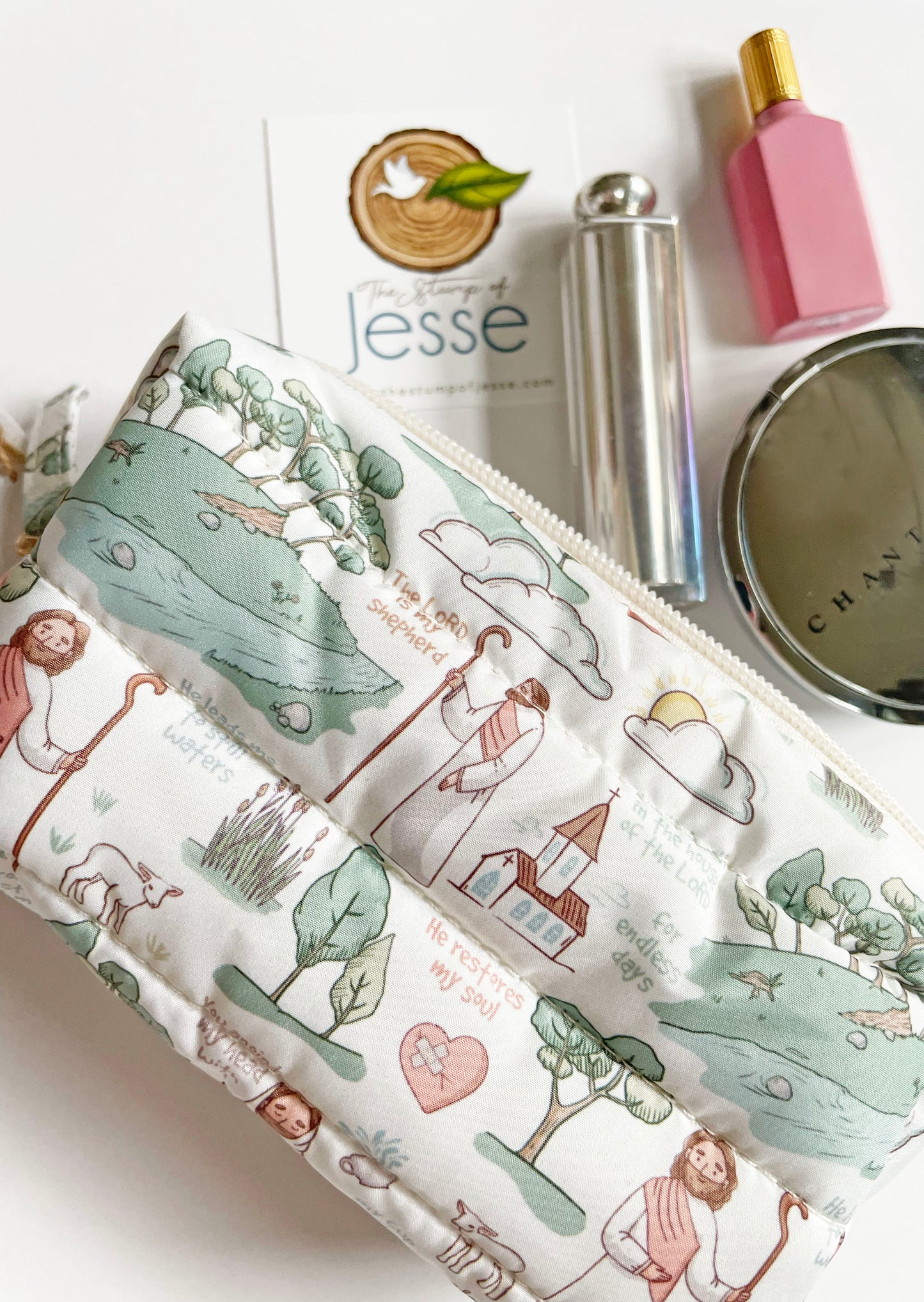 The Good Shepherd light beige  puffer pouch