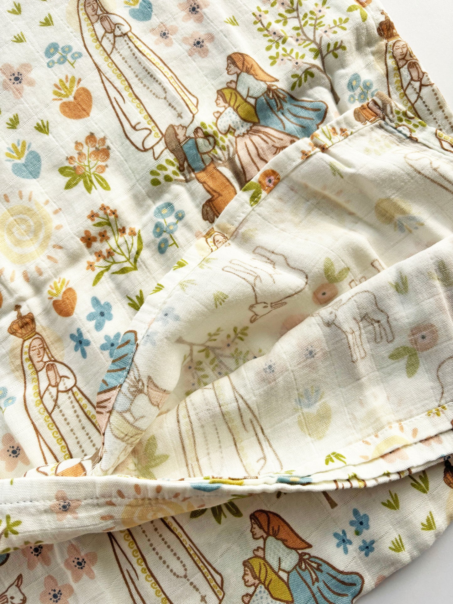Our Lady of Fatima Muslin Deluxe Swaddle
