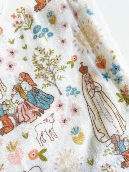 Our Lady of Fatima Velveteen Blanket |  St. Francisco, St. Jacinta and Lucia | Baptism gift | Catholic gift | Virgen de Fatima