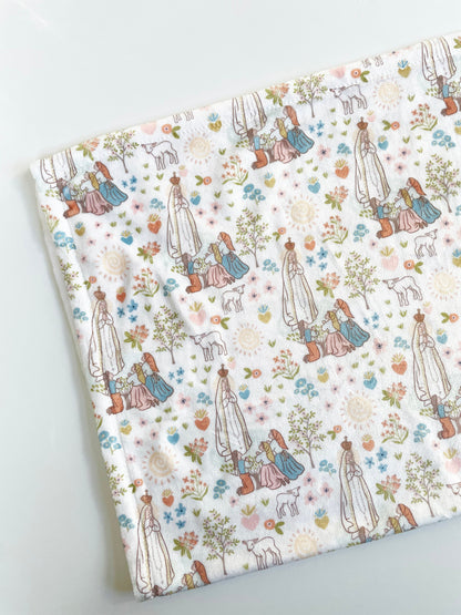 Our Lady of Fatima Velveteen Blanket |  St. Francisco, St. Jacinta and Lucia | Baptism gift | Catholic gift | Virgen de Fatima